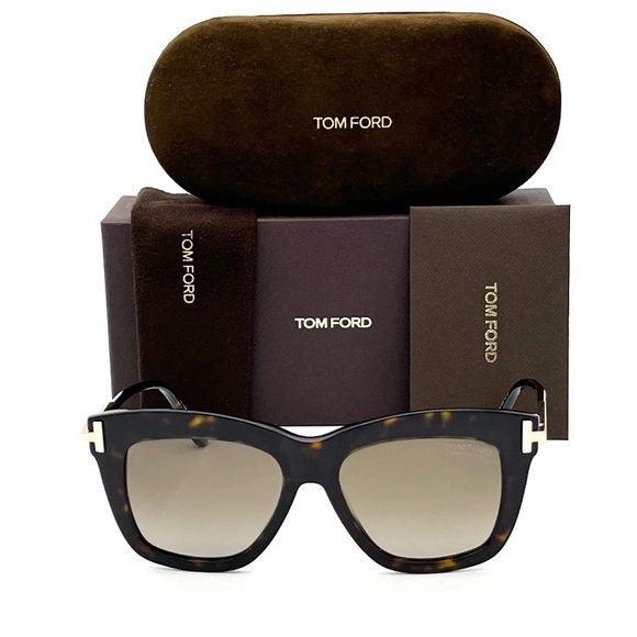 Tom Ford DASHA FT0822 52H  Dark Havana / Brown Polarized 52mm Sunglasses TF0822 - Picture 2 of 5